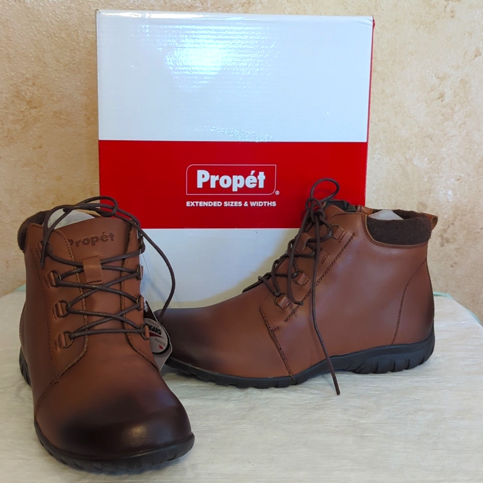 Propet Booties Nwt 10 Brown Leather